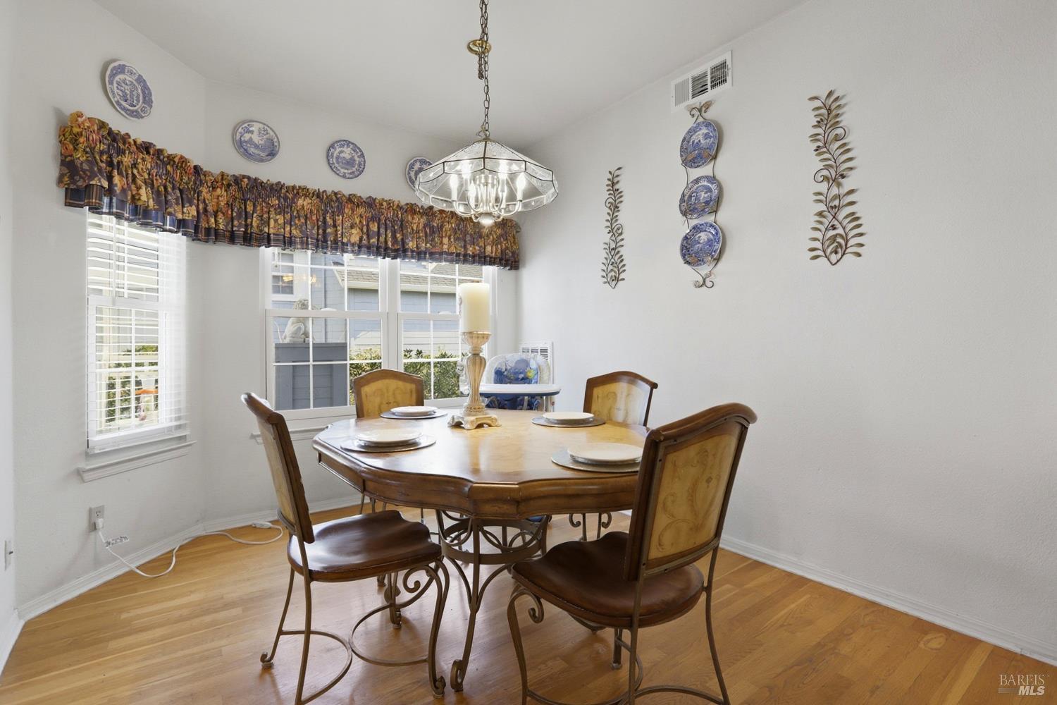 46 Mariners Circle San Rafael, CA 94903 - Photo 10 of 45