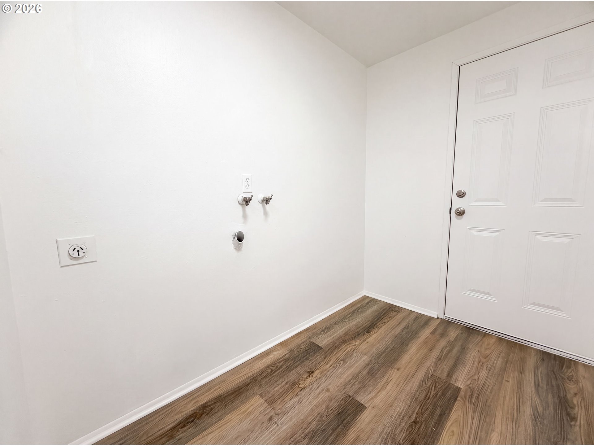 3755 Southwest 4th Street Gresham, OR 97030 - Photo 10 of 16