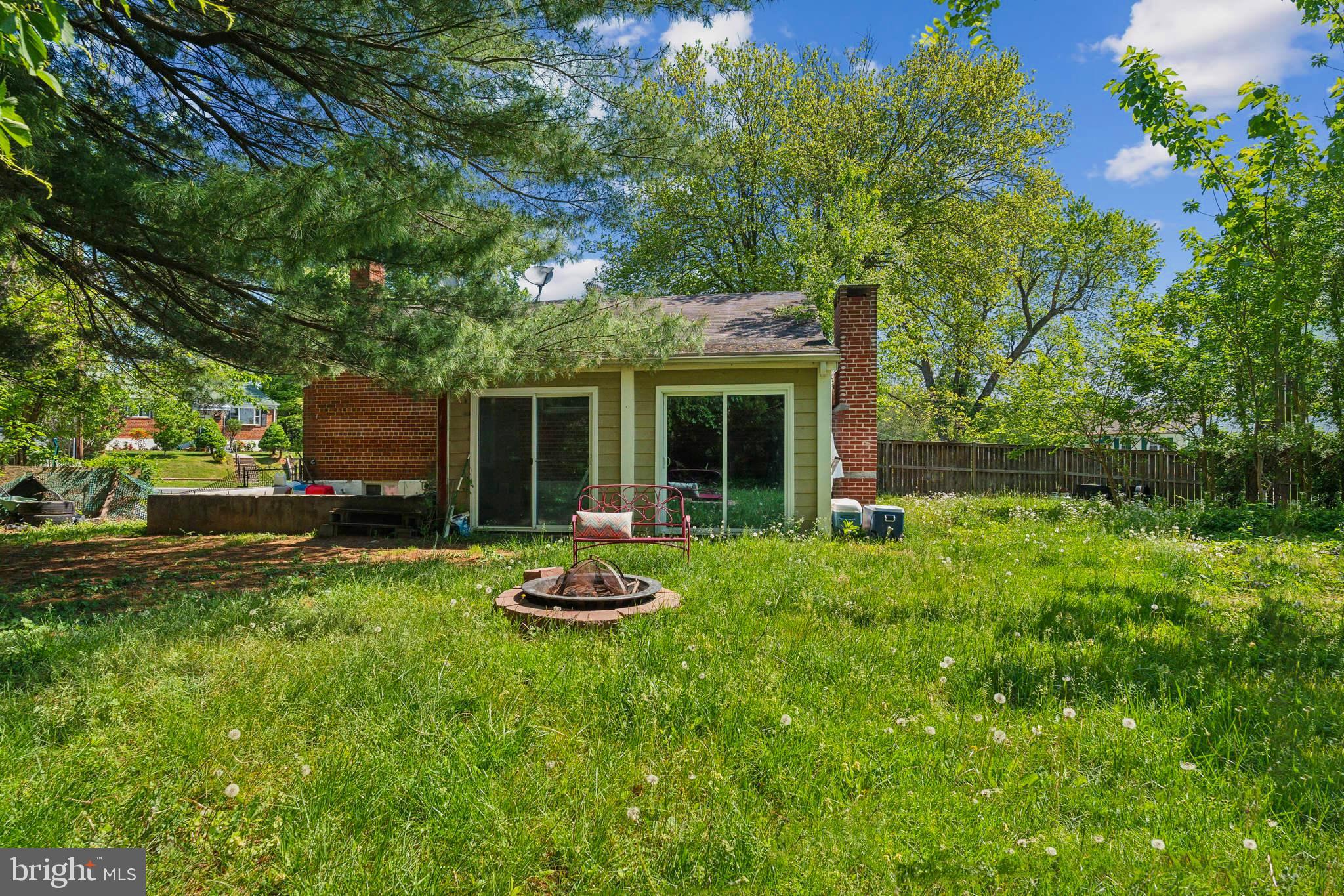 Flat Backyard