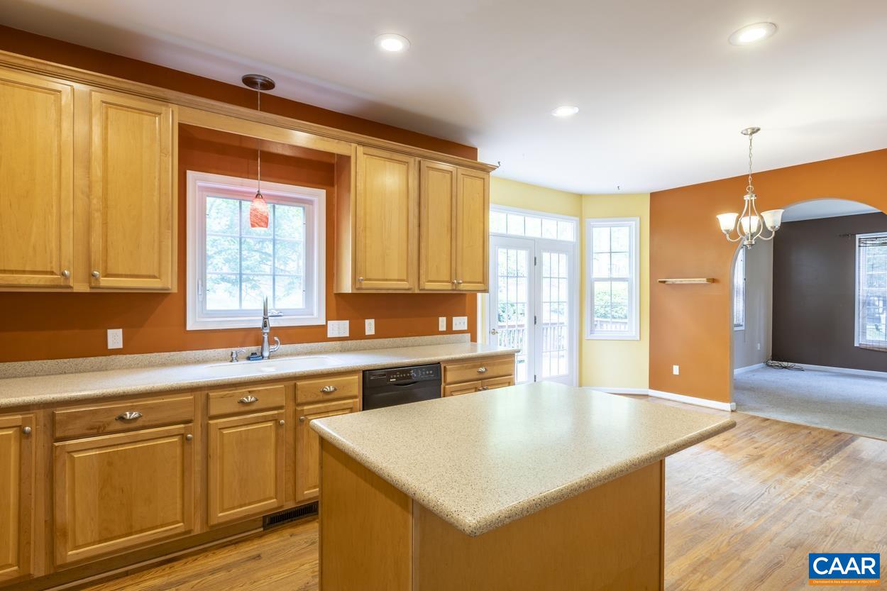 28 Xebec Road Palmyra, VA 22963 - Photo 3 of 34 a kitchen with a sink stove and cabinets