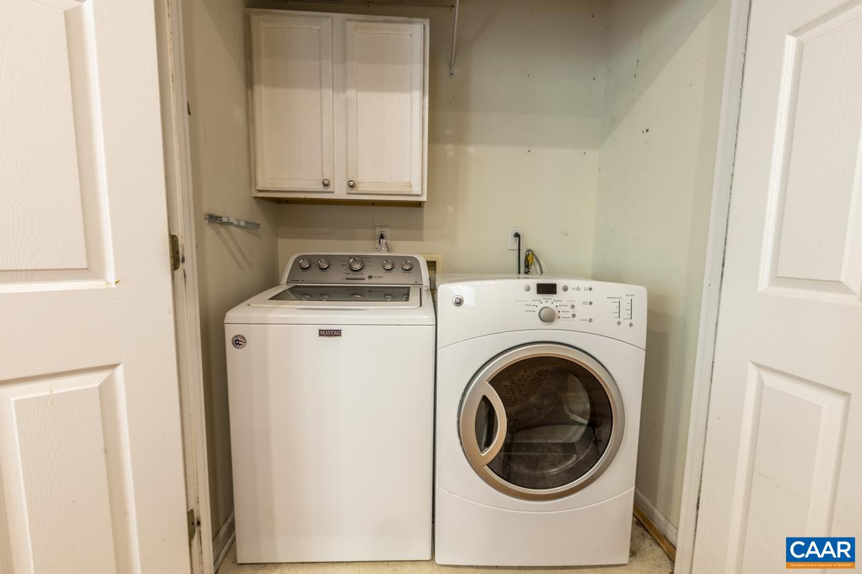 28 Xebec Road Palmyra, VA 22963 - Photo 31 of 34 a utility room with dryer and washer