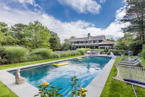 $185,000 | 34 La Forest Lane, East Hampton, NY 11937