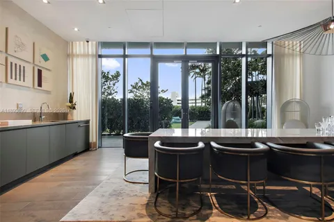 $3,000,000 | 650 Northeast 32nd Street, Unit BH7, Miami, FL 33137