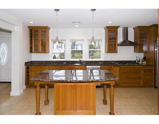 7 Risley Road Winchester, MA 01890 - Photo 3 of 23