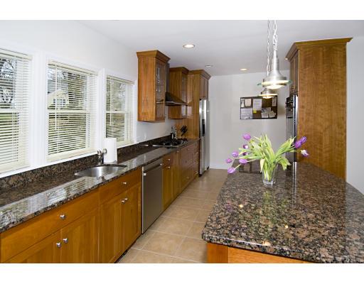 7 Risley Road Winchester, MA 01890 - Photo 4 of 23