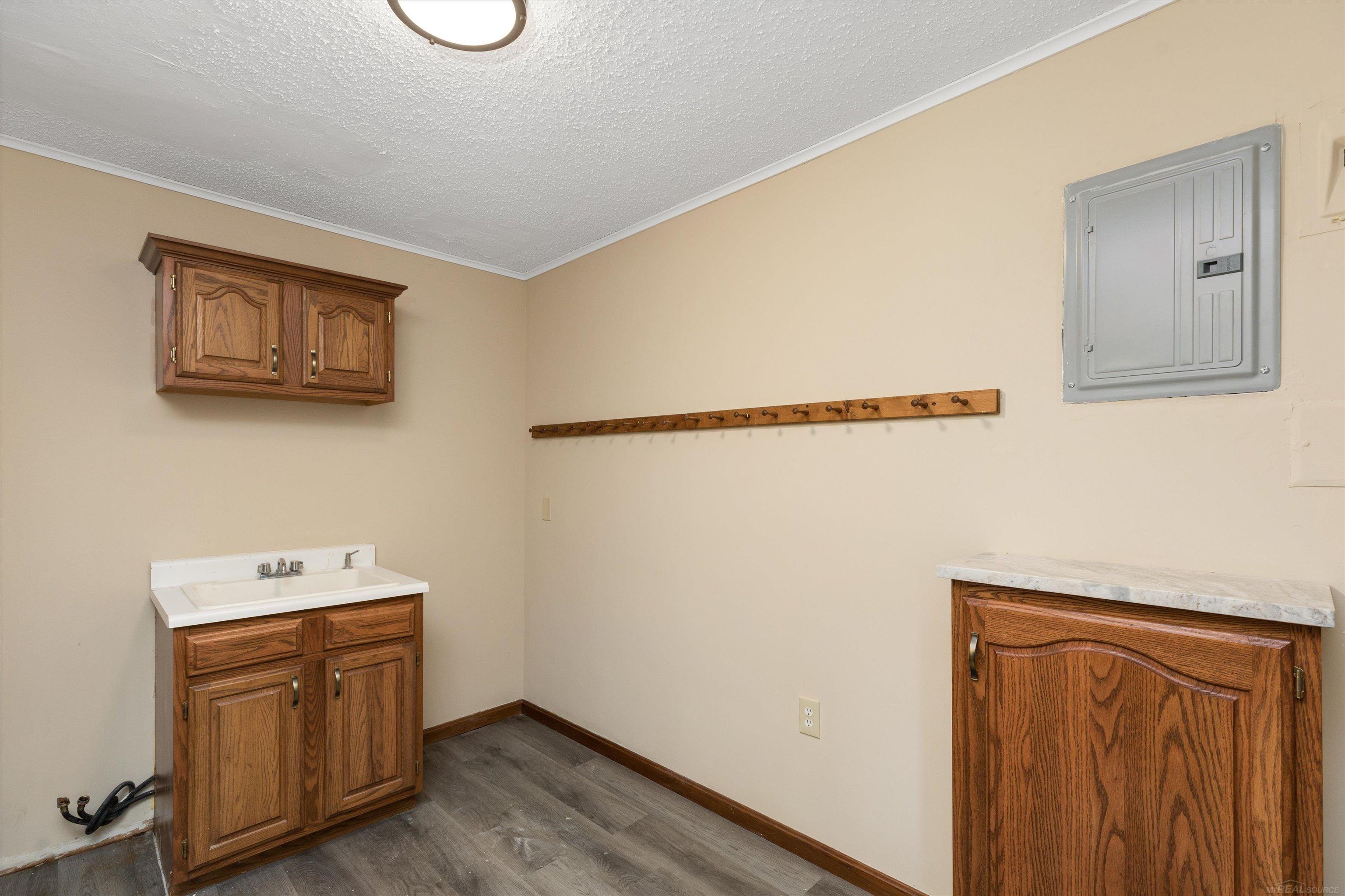 2900 Haley Road White Lake, MI 48383 - Photo 19 of 28