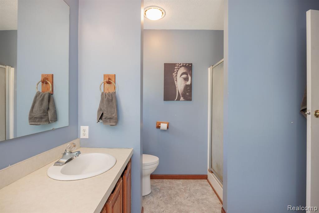 7335 Johnson Road Flushing, MI 48433 - Photo 20 of 44