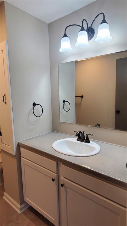 2803 Rouark Circle Indianapolis, IN 46229 - Photo 11 of 26 Gallery Image 11