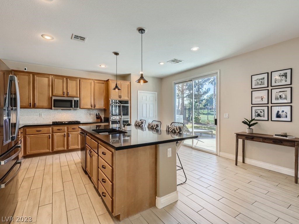 171 Rancho Maria Street Las Vegas, NV 89148 - Photo 8 of 37 Gallery Image 8