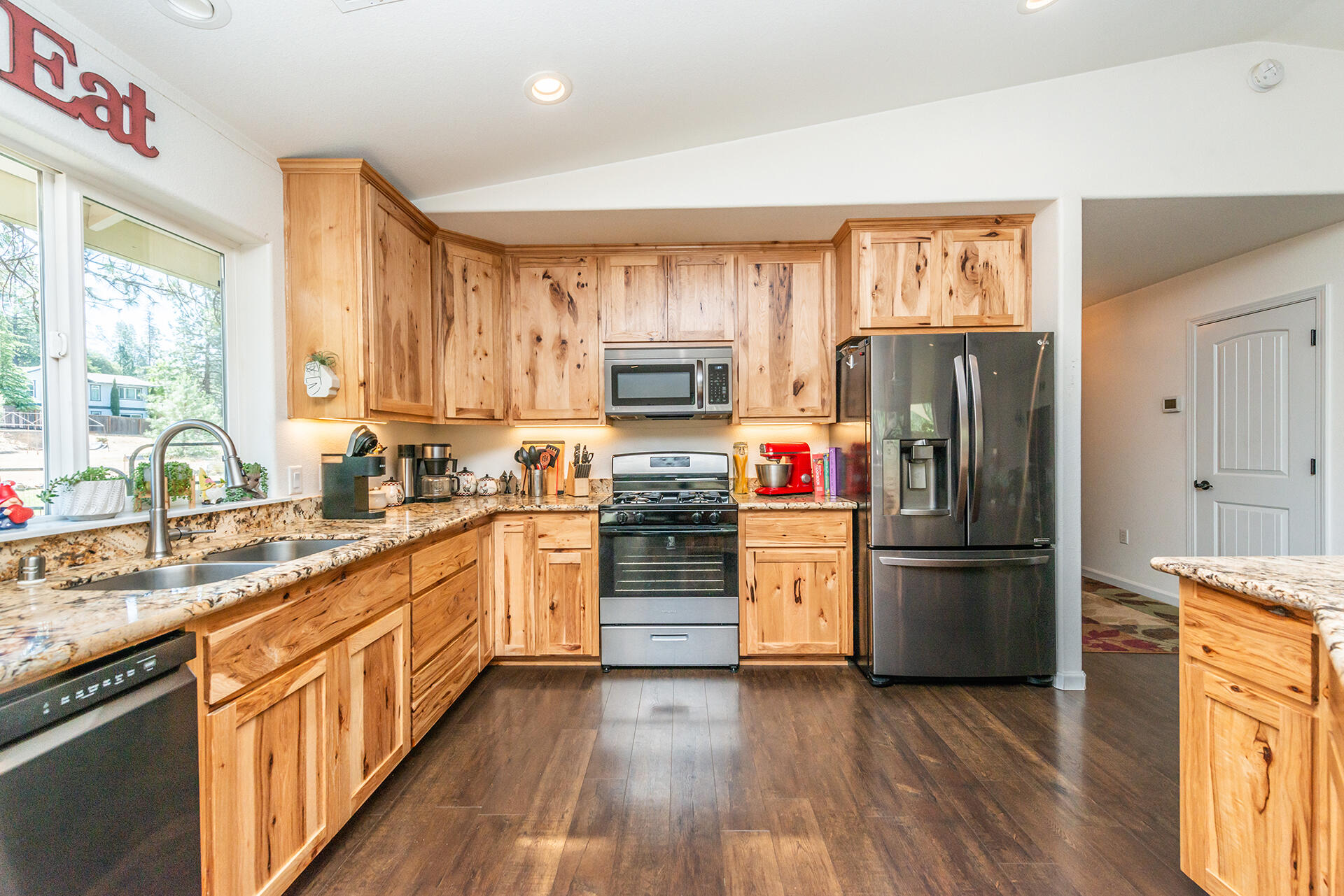 25 Edge Road Weaverville, CA 96093 - Photo 4 of 59 DSC_3144