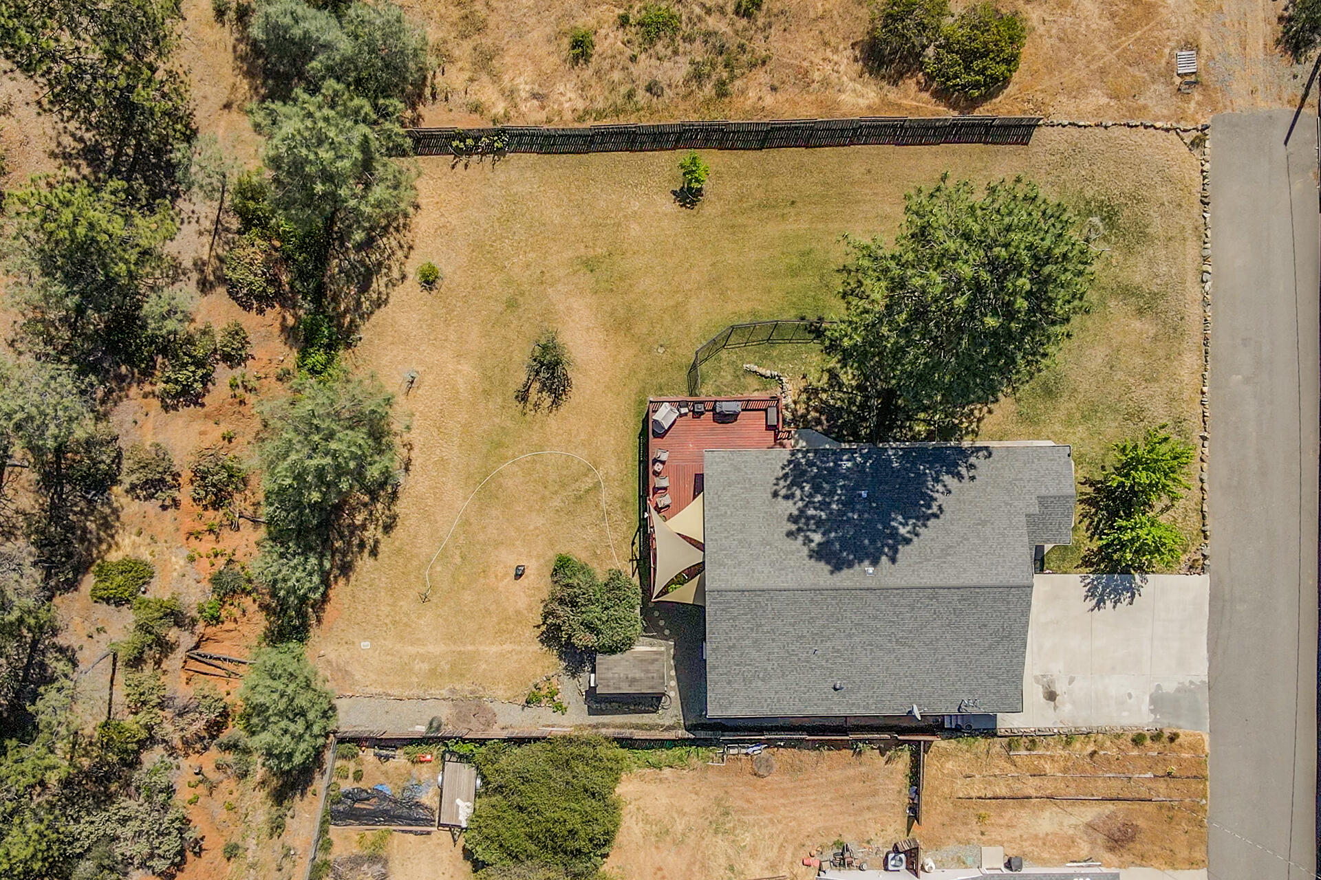25 Edge Road Weaverville, CA 96093 - Photo 7 of 59 0011