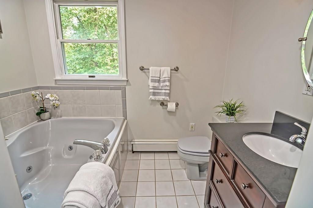 373 Spring Street Wrentham, MA 02093 - Photo 19 of 41 Gallery Image 19