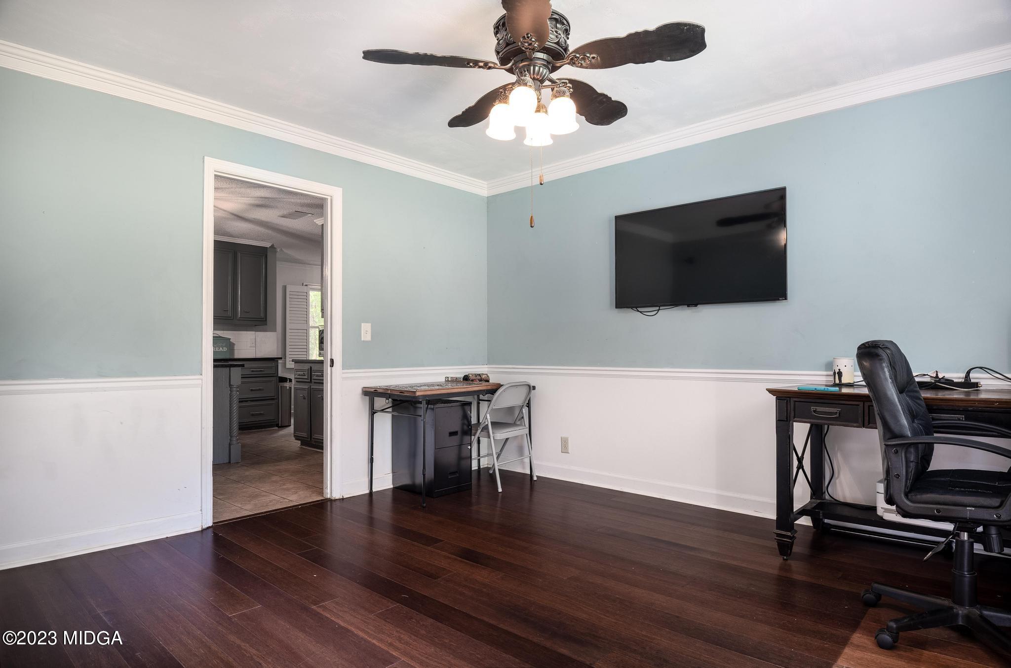 270 Castlegate Road Macon, GA 31210 - Photo 5 of 35 a view of a workspace with furniture and a window