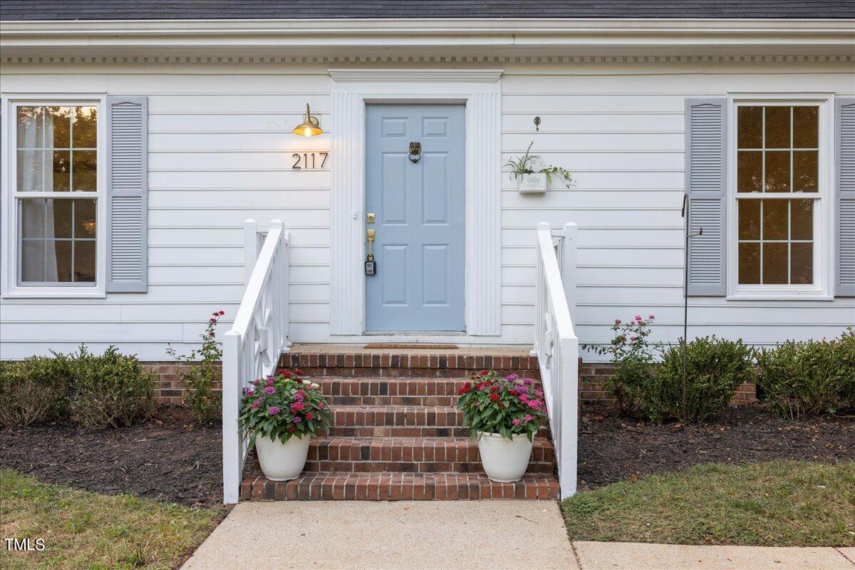 2117 Quail Ridge Road Raleigh, NC 27609 - Photo 6 of 67 06-2117 Quail Ridge Rd