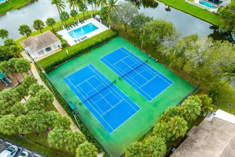 $1,275,000 | 494 Enfield Court, Delray Beach, FL 33444