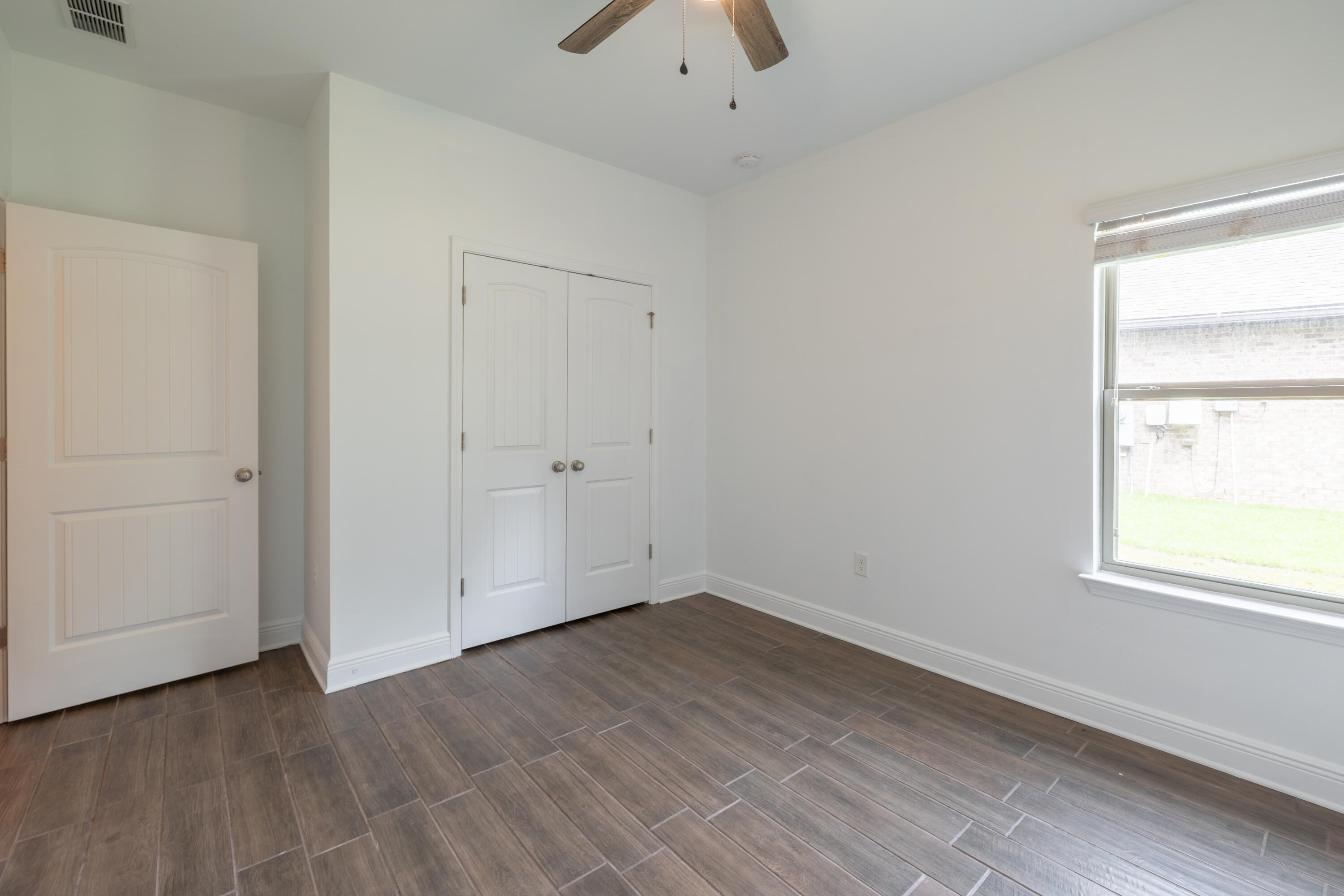 41 Twain Trail Freeport, FL 32439 - Photo 14 of 33 Bedroom 2