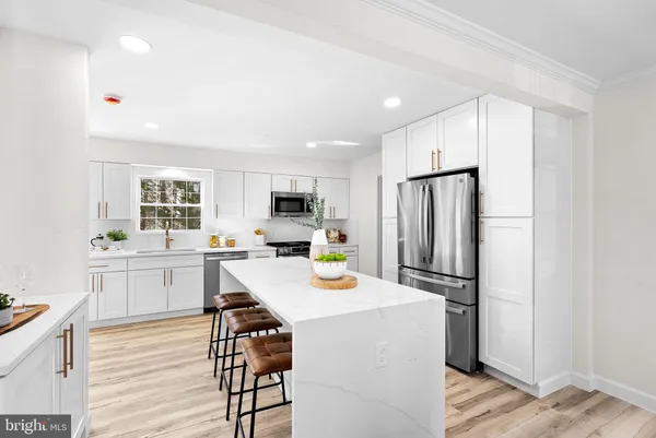 $1,150,000 | 13208 Tuckaway Drive, Herndon, VA 20171