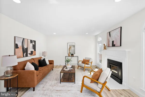 $1,150,000 | 13208 Tuckaway Drive, Herndon, VA 20171