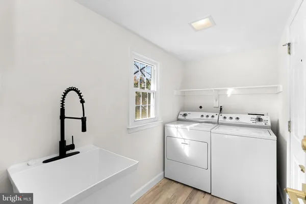 $1,150,000 | 13208 Tuckaway Drive, Herndon, VA 20171