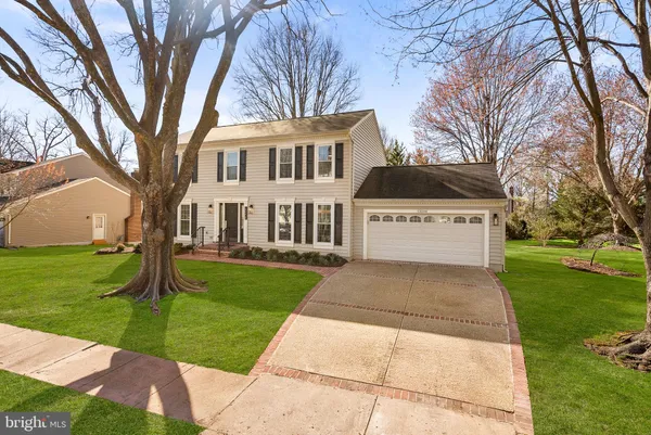 $1,150,000 | 13208 Tuckaway Drive, Herndon, VA 20171