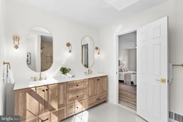 $1,150,000 | 13208 Tuckaway Drive, Herndon, VA 20171