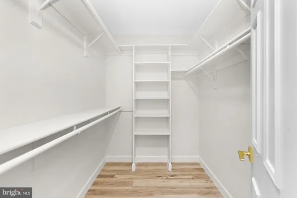 $1,150,000 | 13208 Tuckaway Drive, Herndon, VA 20171