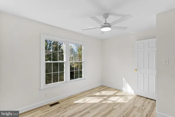 $1,150,000 | 13208 Tuckaway Drive, Herndon, VA 20171