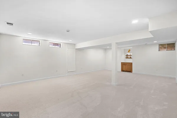 $1,150,000 | 13208 Tuckaway Drive, Herndon, VA 20171