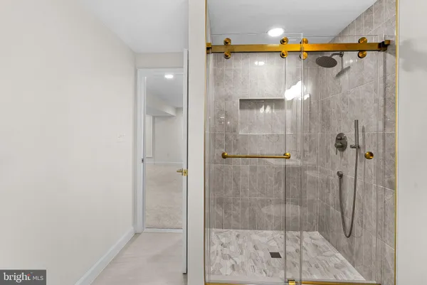 $1,150,000 | 13208 Tuckaway Drive, Herndon, VA 20171