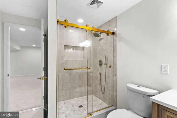 $1,150,000 | 13208 Tuckaway Drive, Herndon, VA 20171