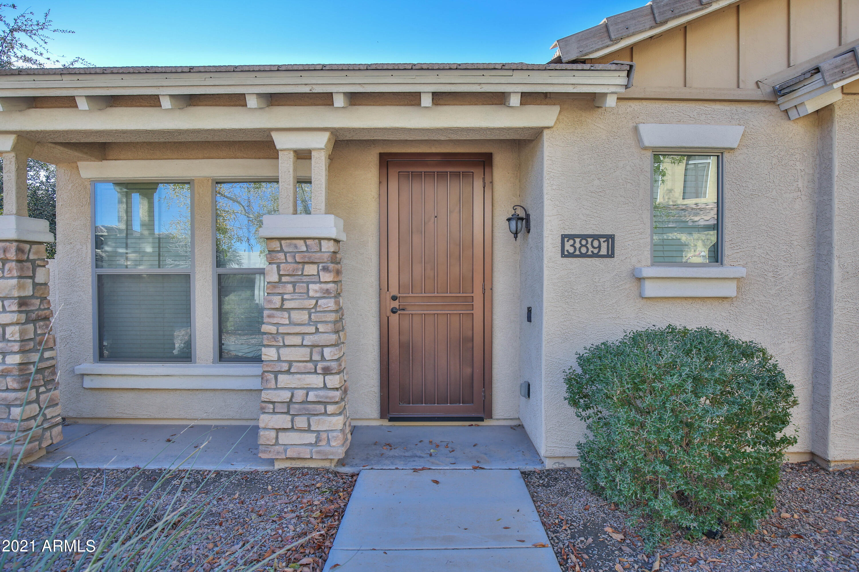 3891 South Bandit Road Gilbert, AZ 85297 - Photo 3 of 39 Bandit Rd (3 of 40)