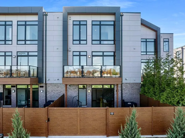 $1,695,000 | 1108 Brookwood Drive, Unit 22, Green Bay, WI 54304