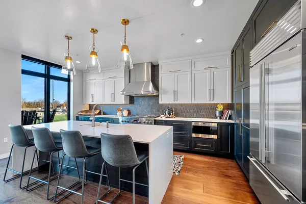 $1,695,000 | 1108 Brookwood Drive, Unit 22, Green Bay, WI 54304