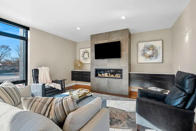 $1,695,000 | 1108 Brookwood Drive, Unit 22, Green Bay, WI 54304