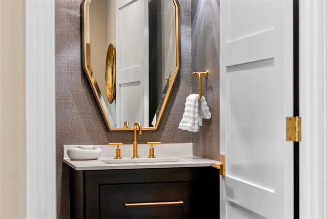 $1,695,000 | 1108 Brookwood Drive, Unit 22, Green Bay, WI 54304