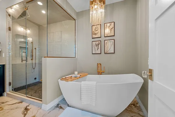 $1,695,000 | 1108 Brookwood Drive, Unit 22, Green Bay, WI 54304