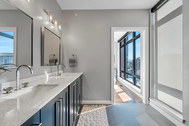 $1,695,000 | 1108 Brookwood Drive, Unit 22, Green Bay, WI 54304