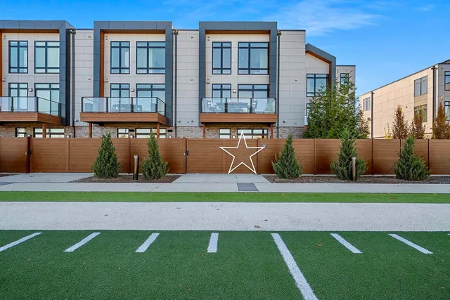 $1,695,000 | 1108 Brookwood Drive, Unit 22, Green Bay, WI 54304