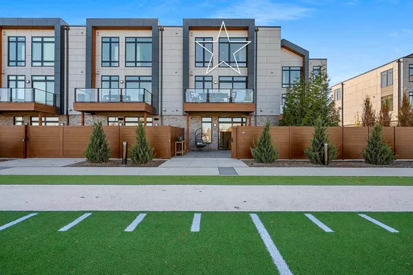 $1,695,000 | 1108 Brookwood Drive, Unit 22, Green Bay, WI 54304