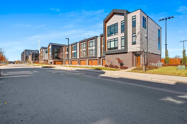 $1,695,000 | 1108 Brookwood Drive, Unit 22, Green Bay, WI 54304