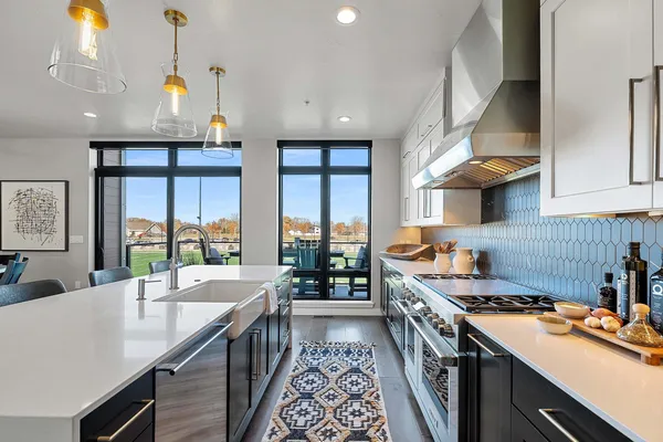 $1,695,000 | 1108 Brookwood Drive, Unit 22, Green Bay, WI 54304