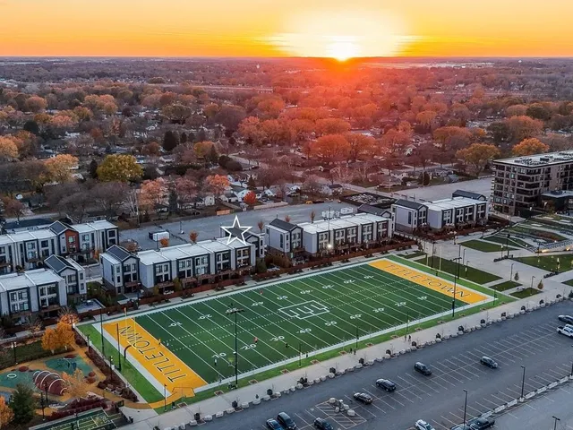 $1,695,000 | 1108 Brookwood Drive, Unit 22, Green Bay, WI 54304