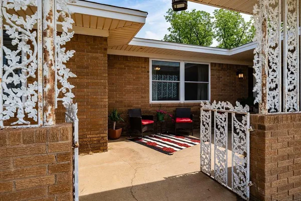 $324,900 | 1001 East Nevada Street, Seymour, TX 76380