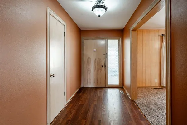 $324,900 | 1001 East Nevada Street, Seymour, TX 76380