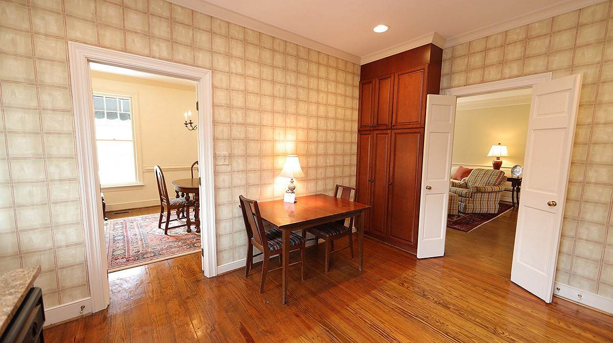 2319 Hales Road Raleigh, NC 27608 - Photo 9 of 20 Photo 9
