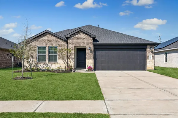 $2,500 | 3505 Rockefeller Road, Texas City, TX 77591