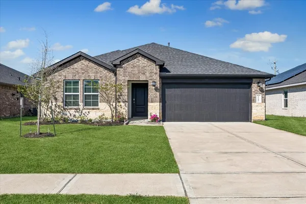 $2,500 | 3505 Rockefeller Road, Texas City, TX 77591