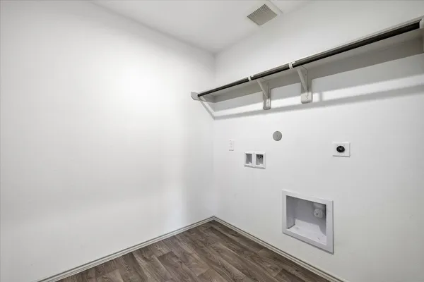 $2,500 | 3505 Rockefeller Road, Texas City, TX 77591