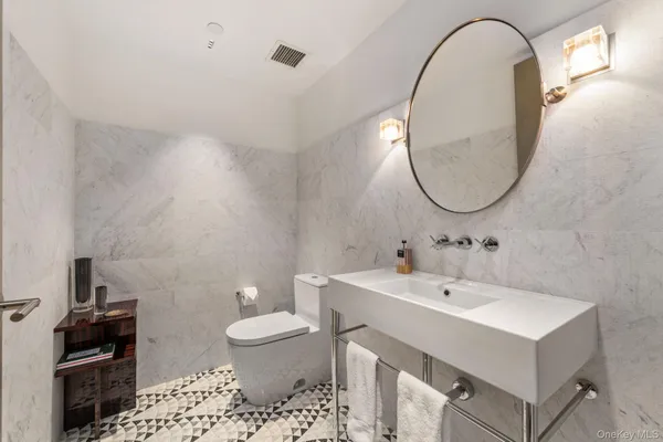 $50,000 | 500 Greenwich Street, Unit 401 | Hudson Square