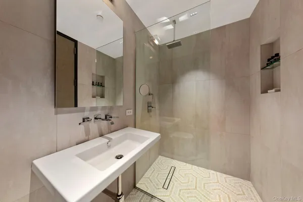 $50,000 | 500 Greenwich Street, Unit 401 | Hudson Square